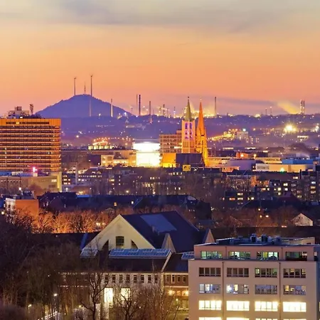 Ein Platz Im Etagenbett Im Durchgang In Schalke Naehe Arena Gelsenkirchen